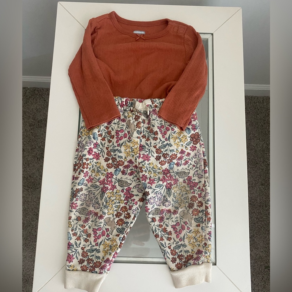 Granimals Marching Set Rust Long Sleeve Top with Floral Joggers